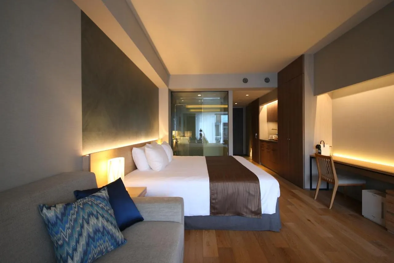 Aya Niseko Aparthotel